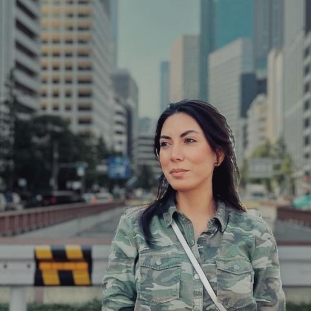 Meet your Posher, Laura